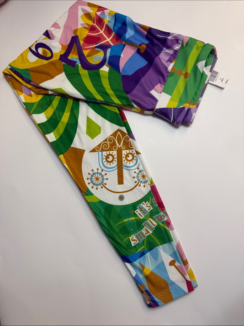 Disney It’s a Small World Multicolor Printed Leggings